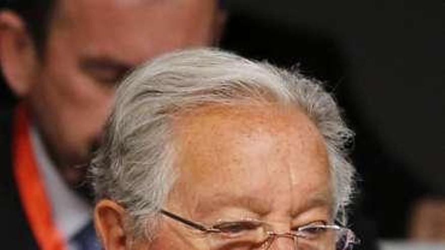 Javier Clemente paga la fianza del vicepresidente Juan Padrón