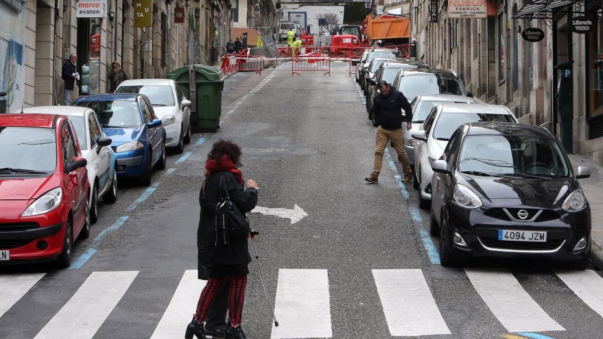 Vista de la calle Joaquín Loriga, que se cortará al tráfico una semana. // Marta G. Brea