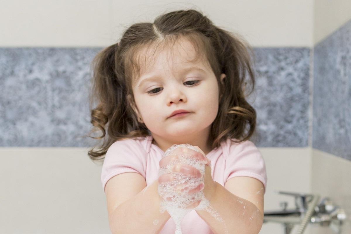 La higiene de manos es la principal medida de prevención.