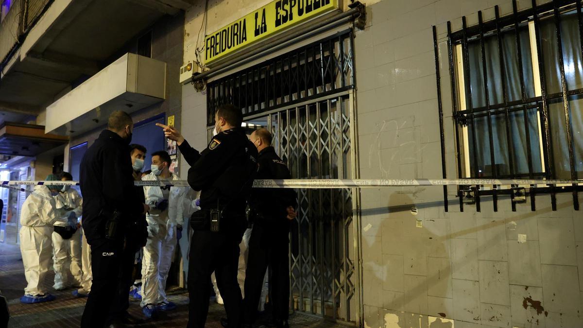 La Policía investiga el doble crimen ocurrido en un bar de Parla, en Madrid
