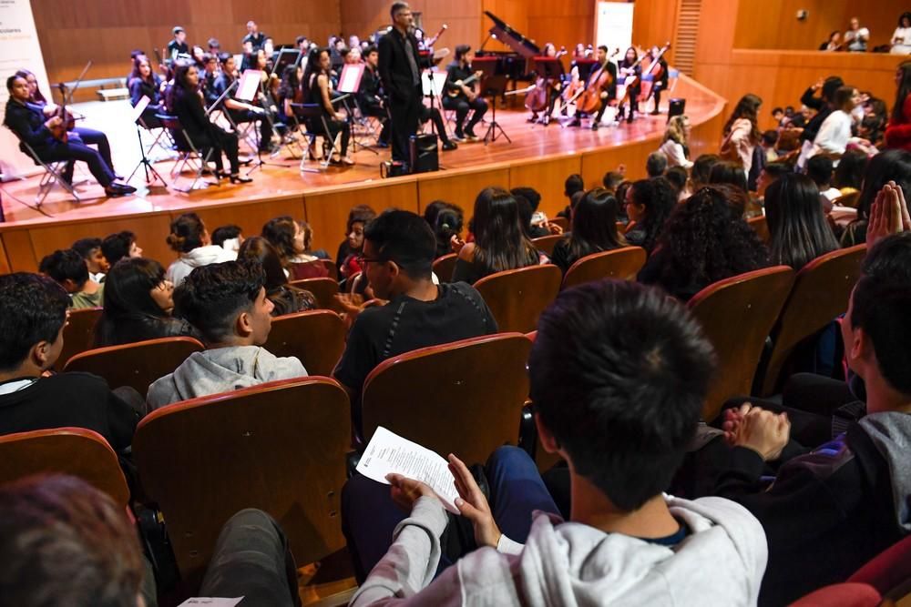 El himno de Canarias suena en El himno de Canarias suena en el Auditorio del Conservatorio Profesional de Música de Las Palmas de Gran Canaria