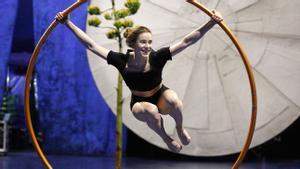 Lea Toran, artista del Cirque du Soleil.