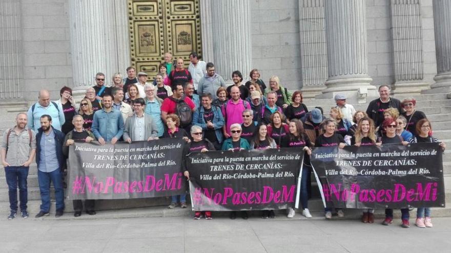 Vecinos del valle del Guadalquivir piden en el Congreso un tren de cercanías en Córdoba