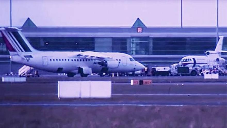 El avión de Rajoy, obligado a regresar a Dublín
