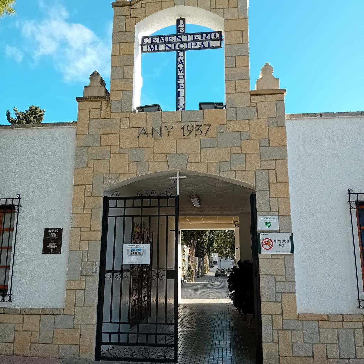 Entrada al cementerio municipal de El Campello