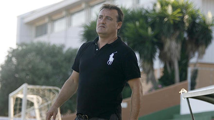 El CD Ibiza explora  la vía Mario Ormaechea