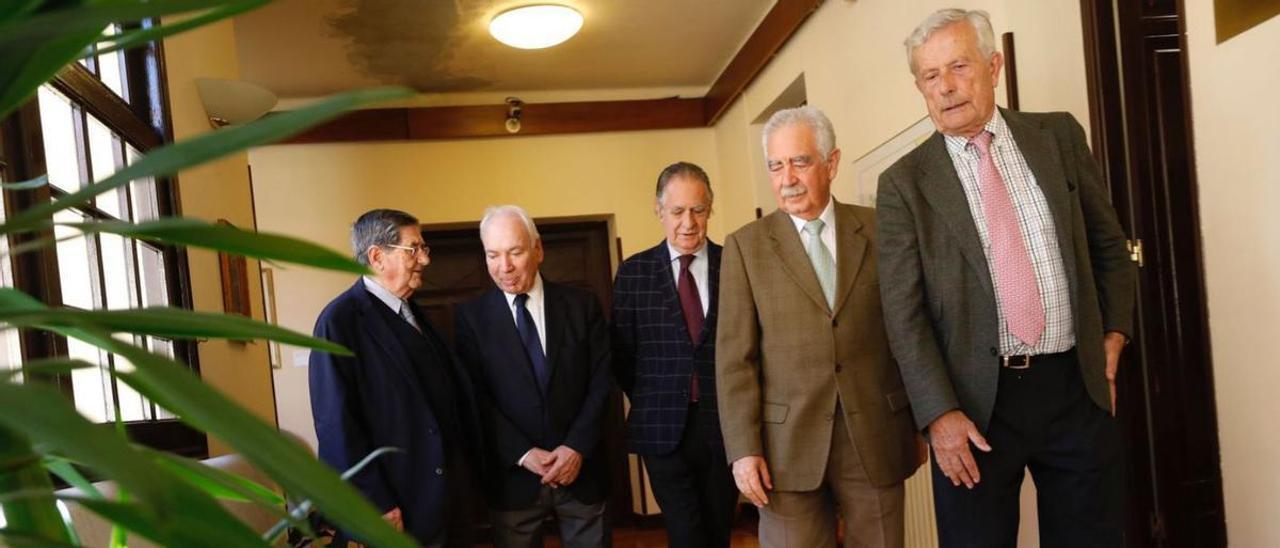 José Cardín, Francisco Rodríguez, Roberto Paraja, Jesús Arango y Santiago Menéndez de Luarca. | Luisma Murias