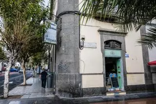 La compra del palacete Quintana llevará al cierre del asadero de pollos La Plazuela