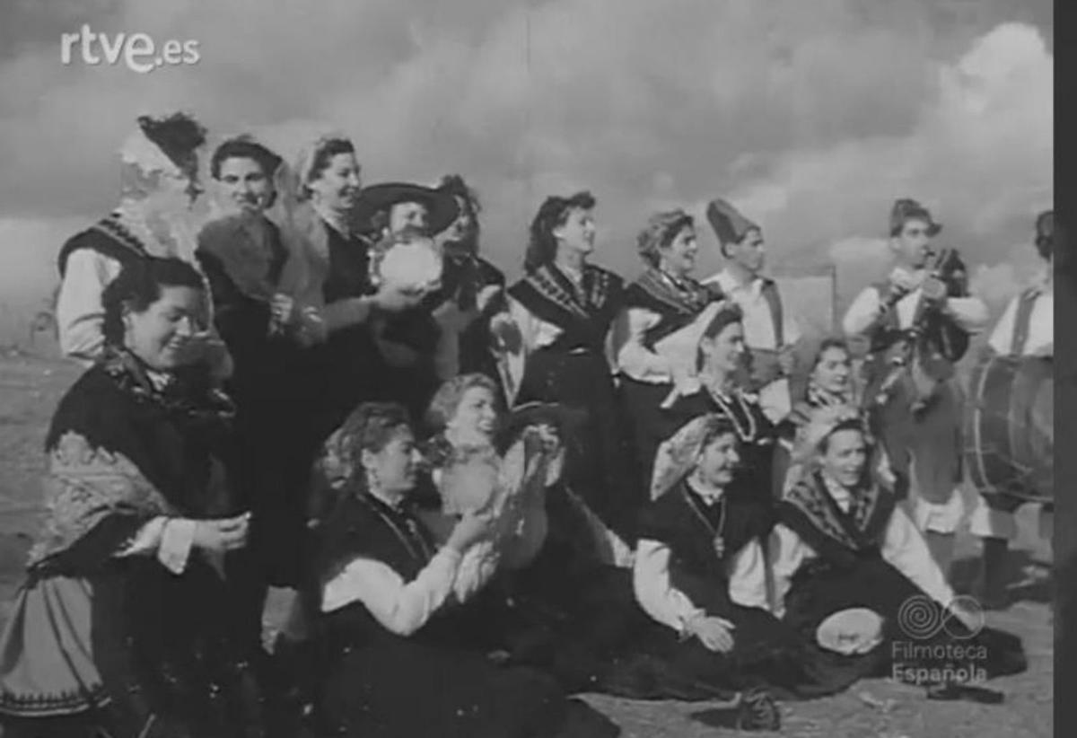 Grupo folklórico gallego en la década de los 50.