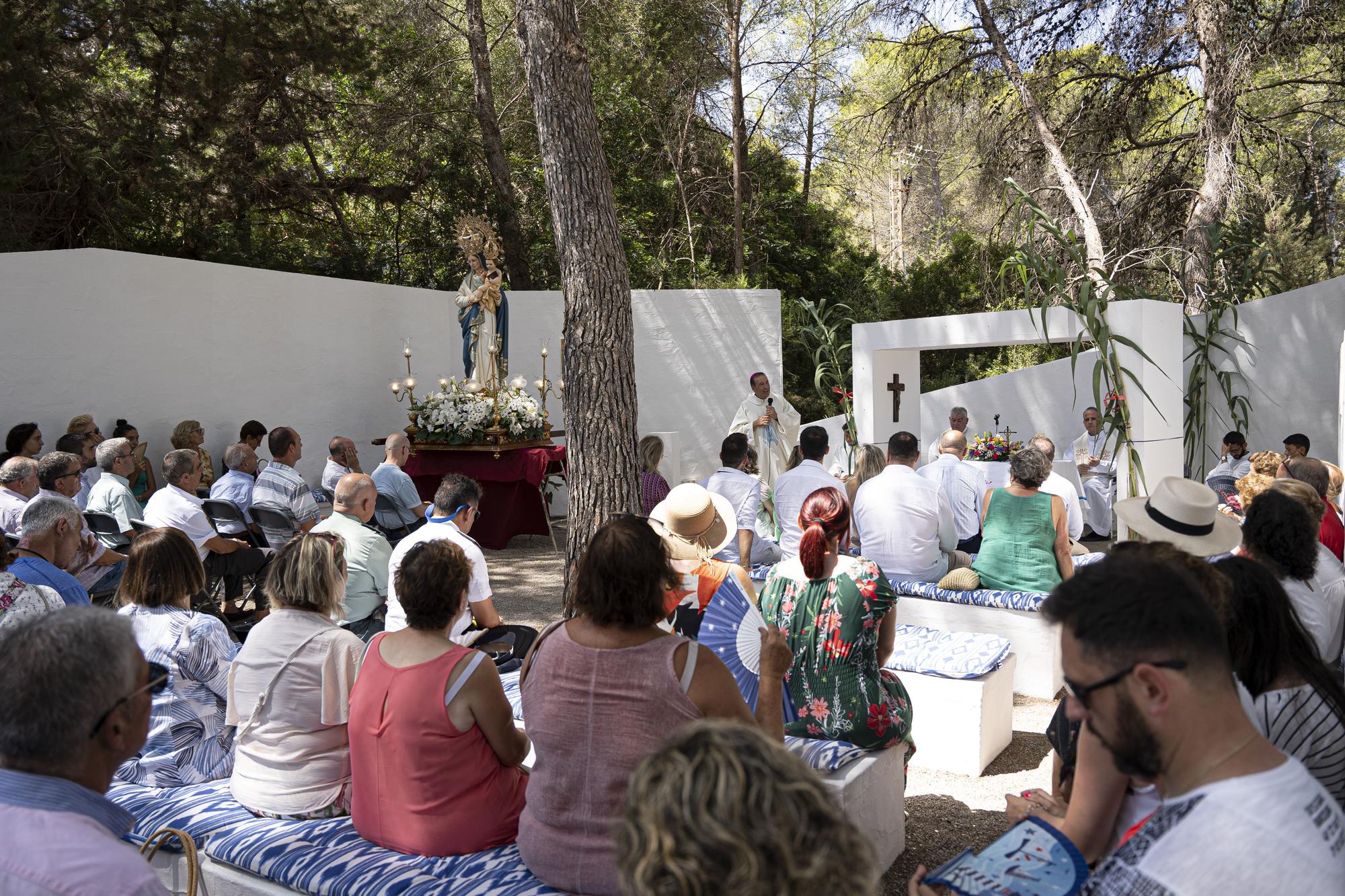 Fiestas de Cala Llonga