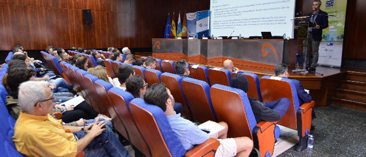 Vía libre al autoconsumo eólico para desalar agua destinada al riego agrícola