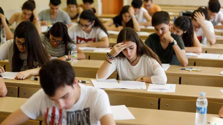 Una de las aulas de la Escuela Politécnica en la que se ha realizado las pruebas de la EBAU esta semana.