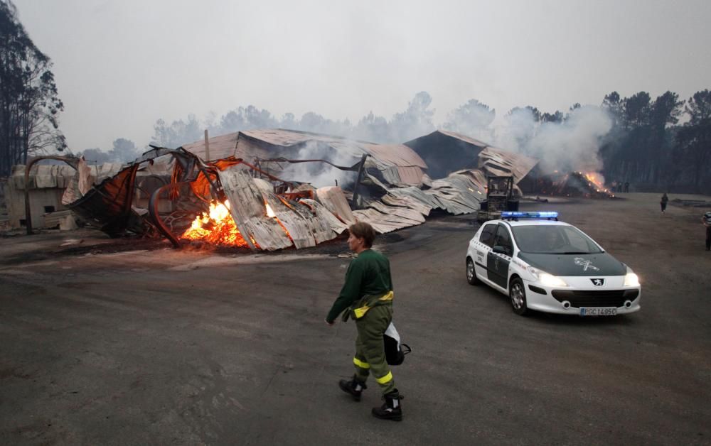 Efectes dels incendis que afecten Galícia, aquest dilluns 16 d''octubre del 2017