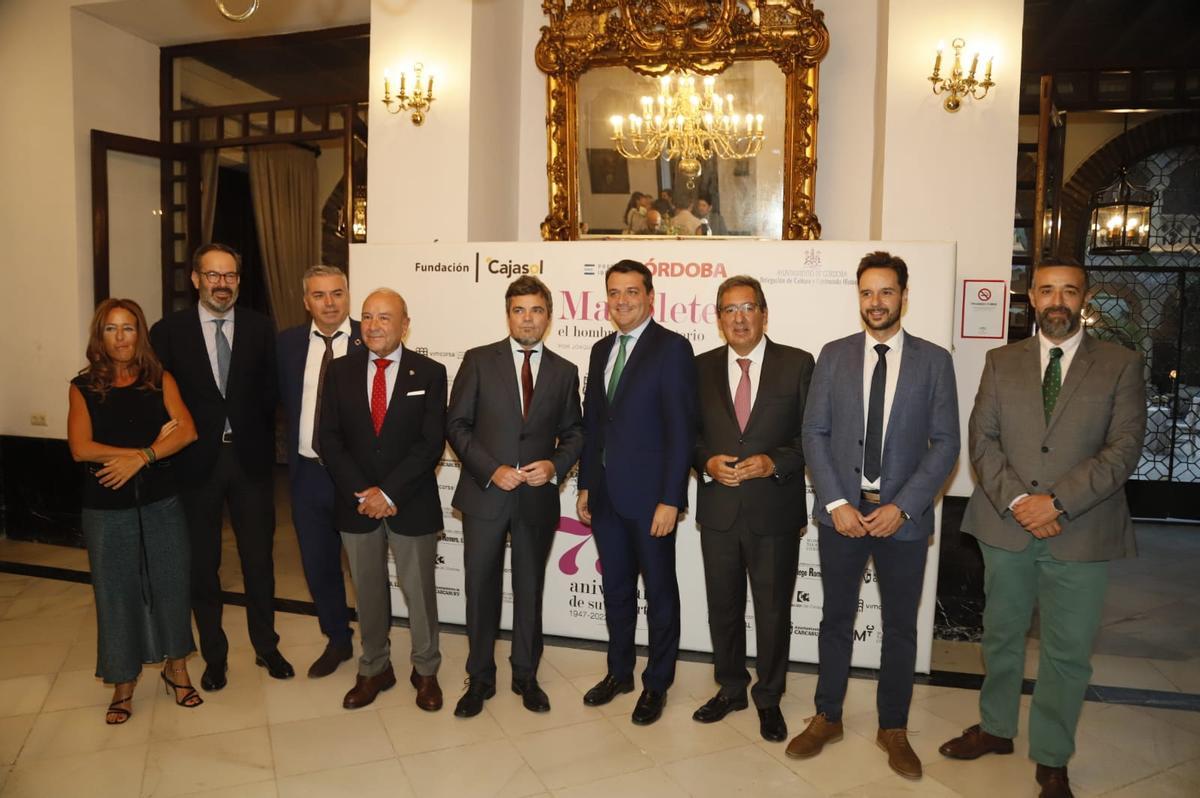 Presentación del libro 'Manolete, el hombre y su misterio', en el Círculo de la Amistad.
