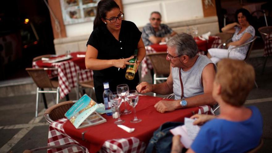 Los salarios en España, el 30% inferiores a la media europea y sin cambios desde el 2012