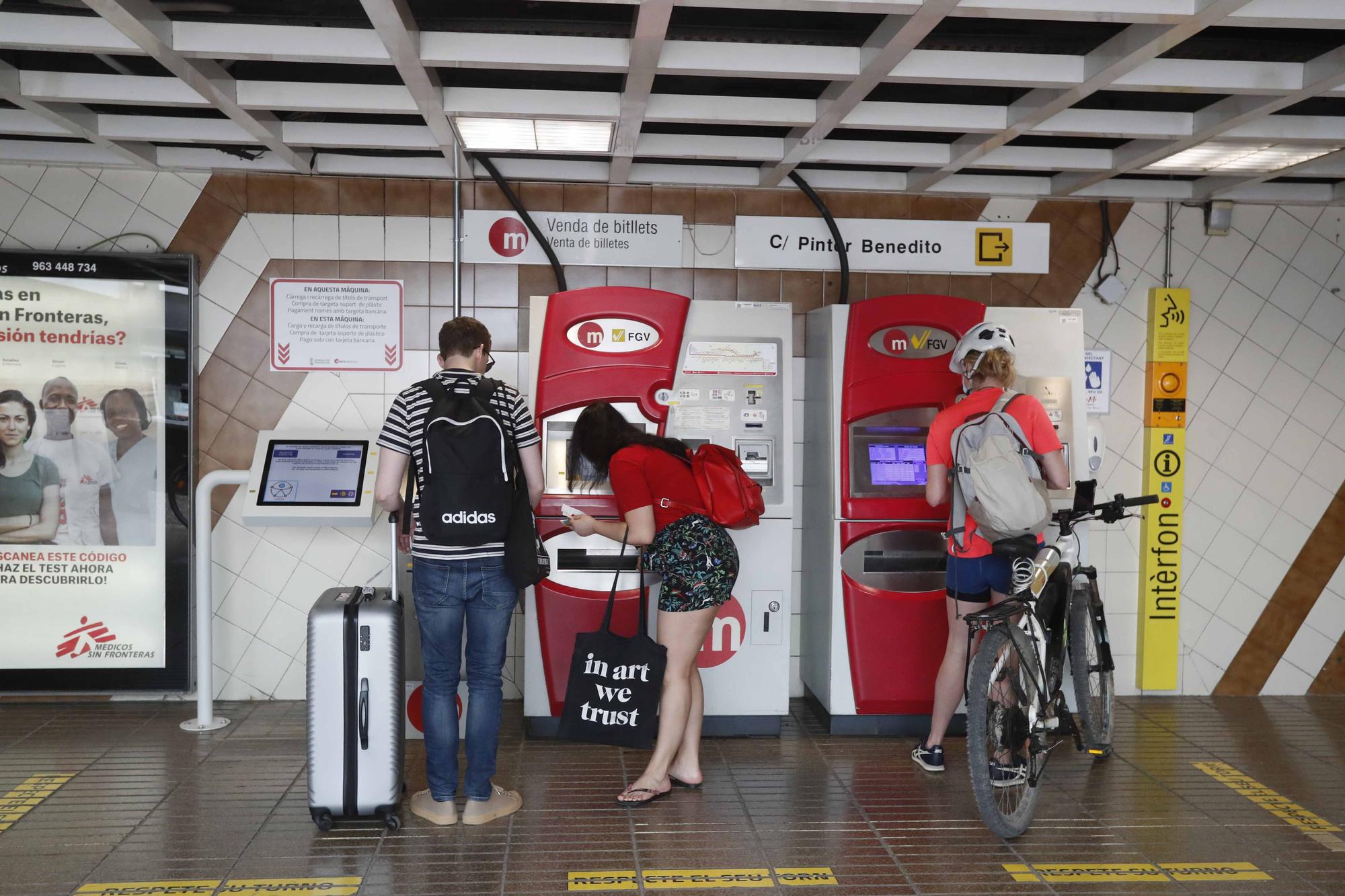 Primer domingo de servicio gratuito en Metrovalencia