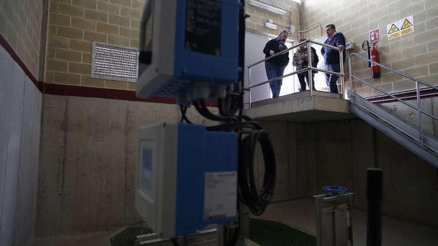 Arqueta de Tabaza, donde arranca el colector industrial de la ría.