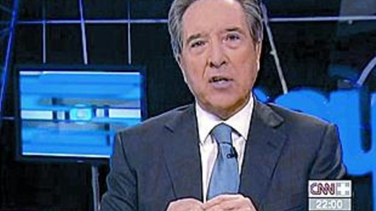 Iñaki Gabilondo, el jueves, en su despedida del canal CNN+.