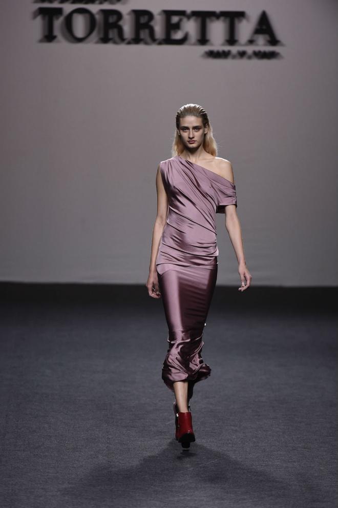 MBFWM Roberto Torretta Primavera/Verano 2018: vestidos de seda