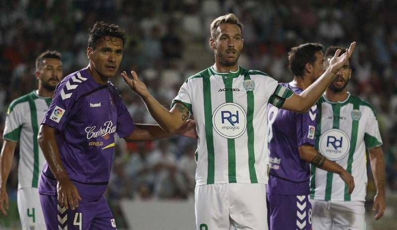 FOTOGALERÍA / El Córdoba arranca la liga con victoria ante el Valladolid