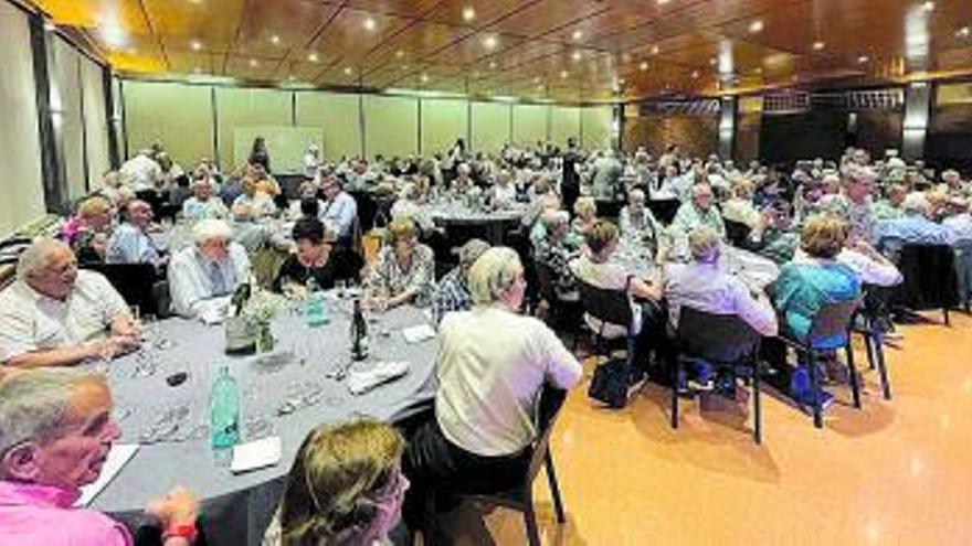 Igualada recupera l’homenatge a les parelles que han complert 50 anys de matrimoni | AJ. IGUALADA