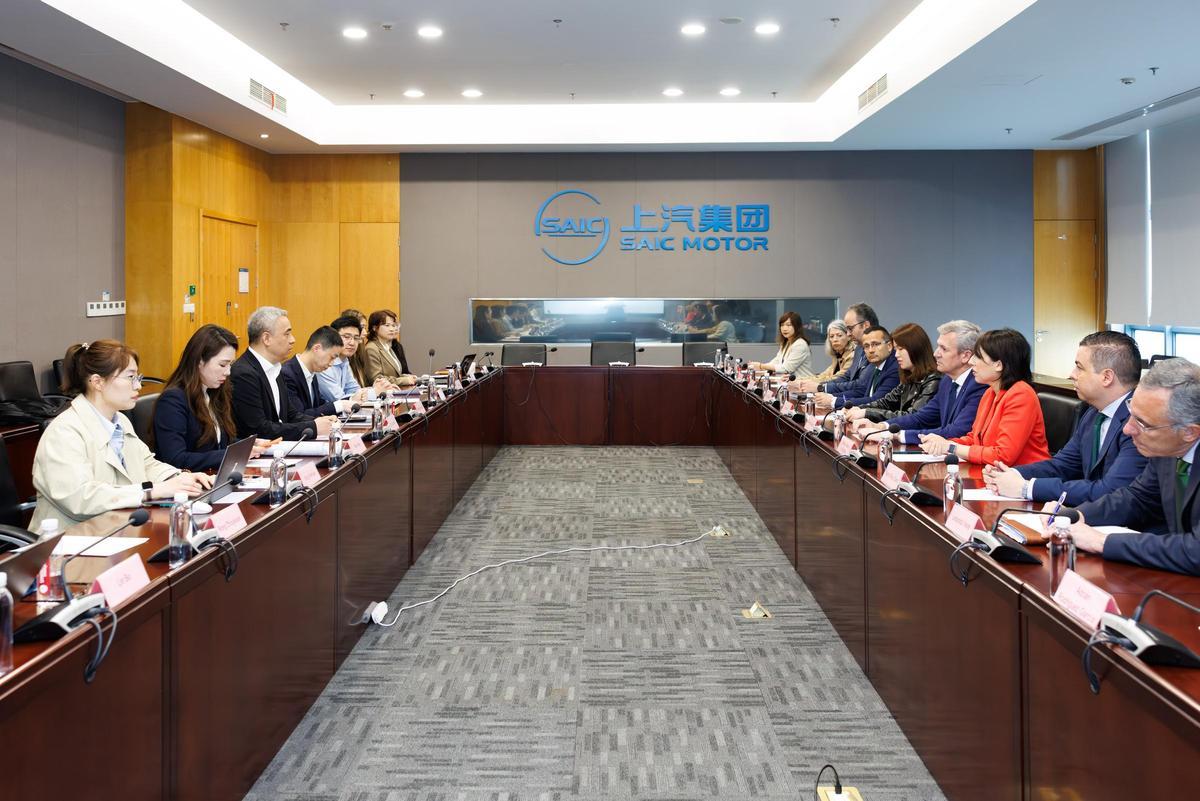 La reunión de la Xunta en Shanghái con los proveedores de SAIC