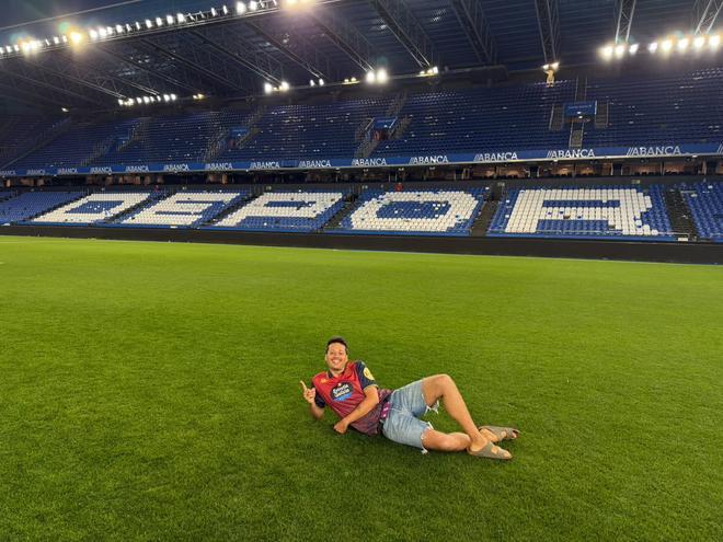 Yeremay se entrena en Abegondo con el Deportivo en medio de la tentativa del Hull City