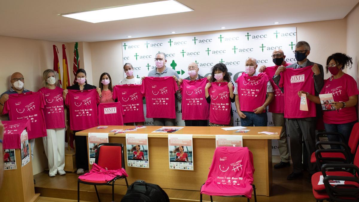 Participantes en el acto de presentación de la Carrera.