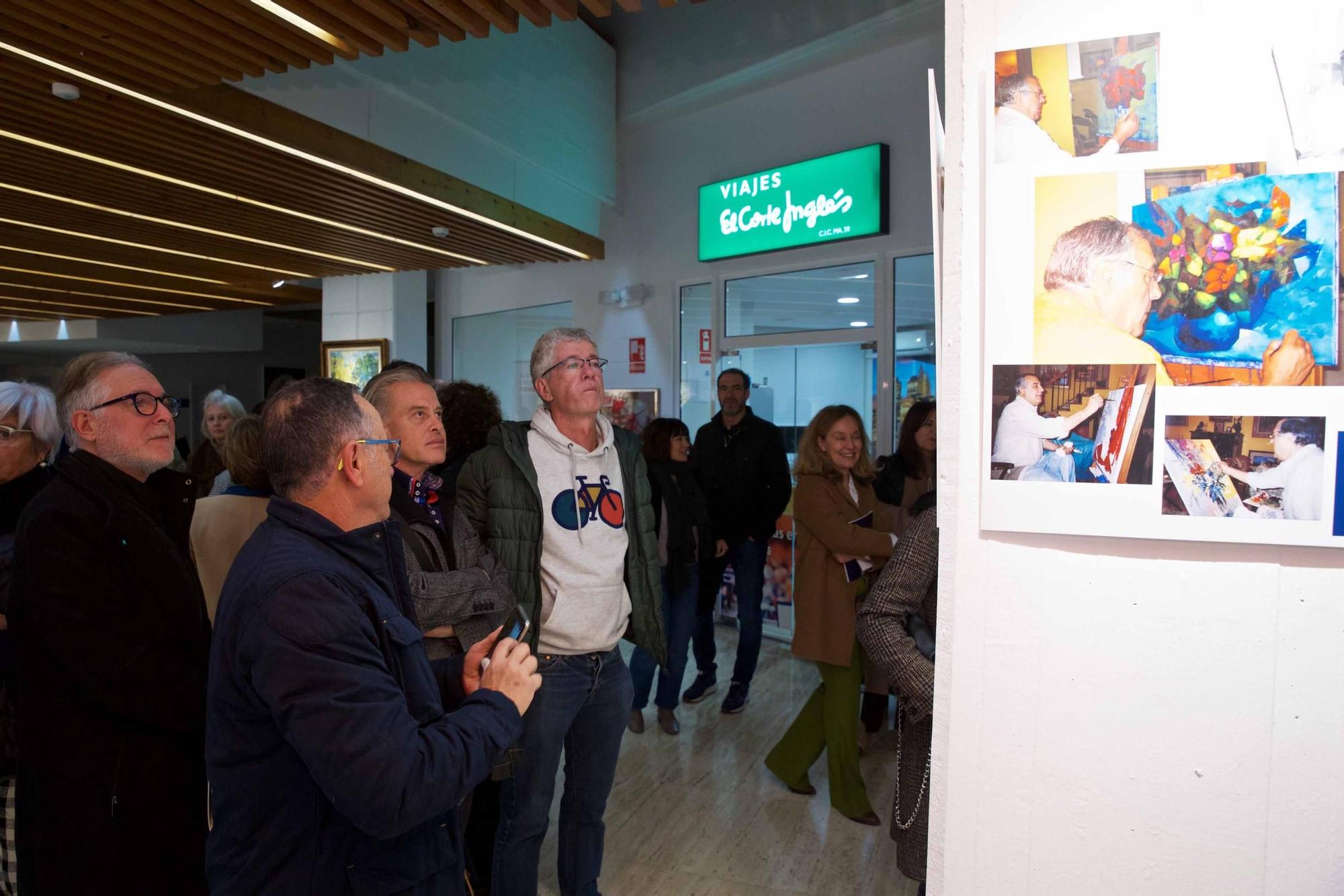 Inaugurción de la exposición sobre la última etapa del pintor Ruiz Morante en el Colegio de Médicos de Alicante