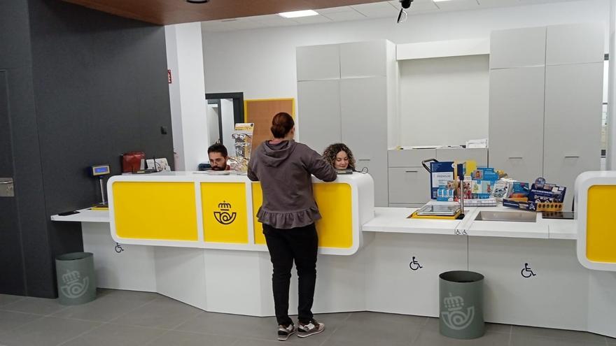 Correos traslada su oficina de Alhaurín el Grande a un nuevo local