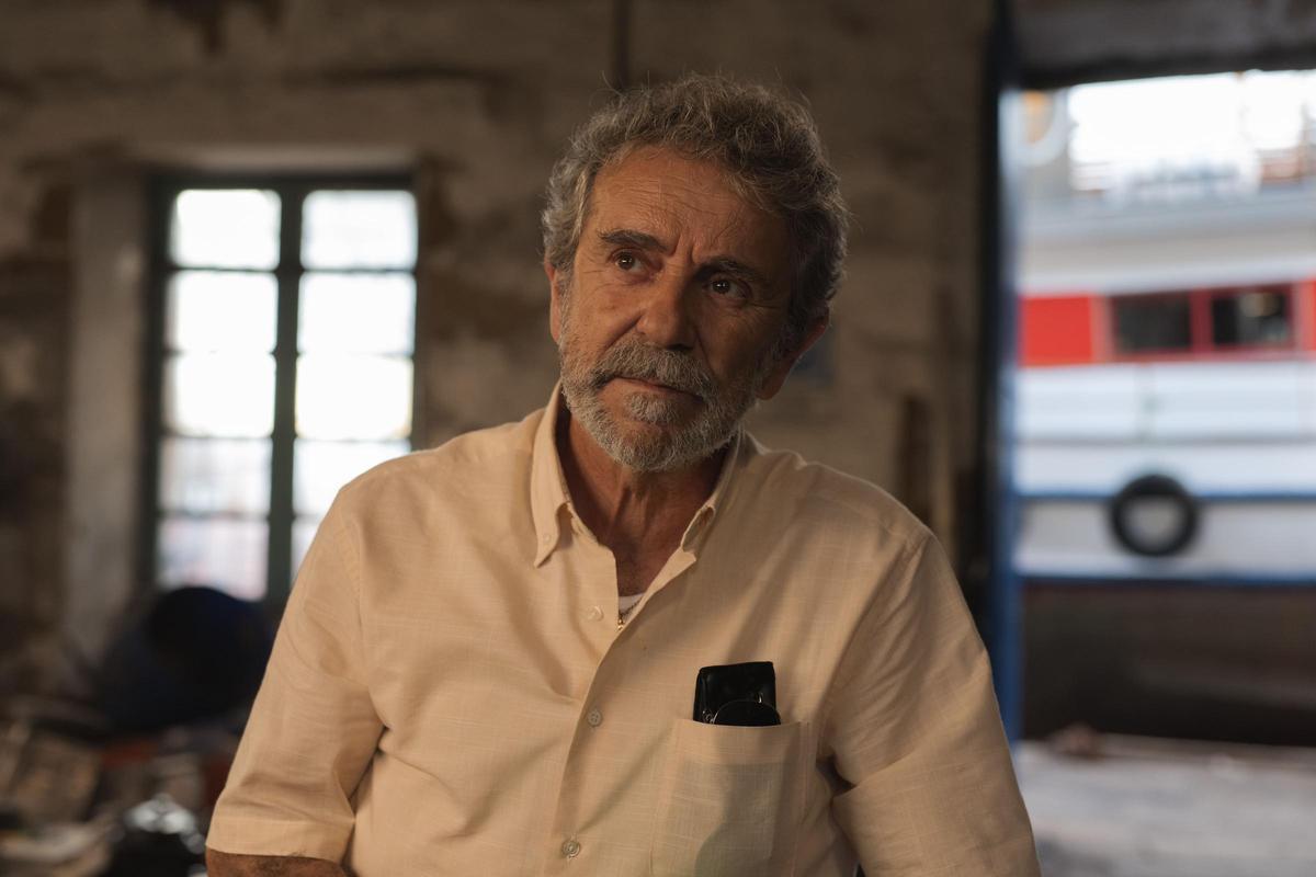 O actor Miguel de Lira, na nova entrega de 'Clanes', serie de Netflix sobre o narcotráfico en Galicia.
