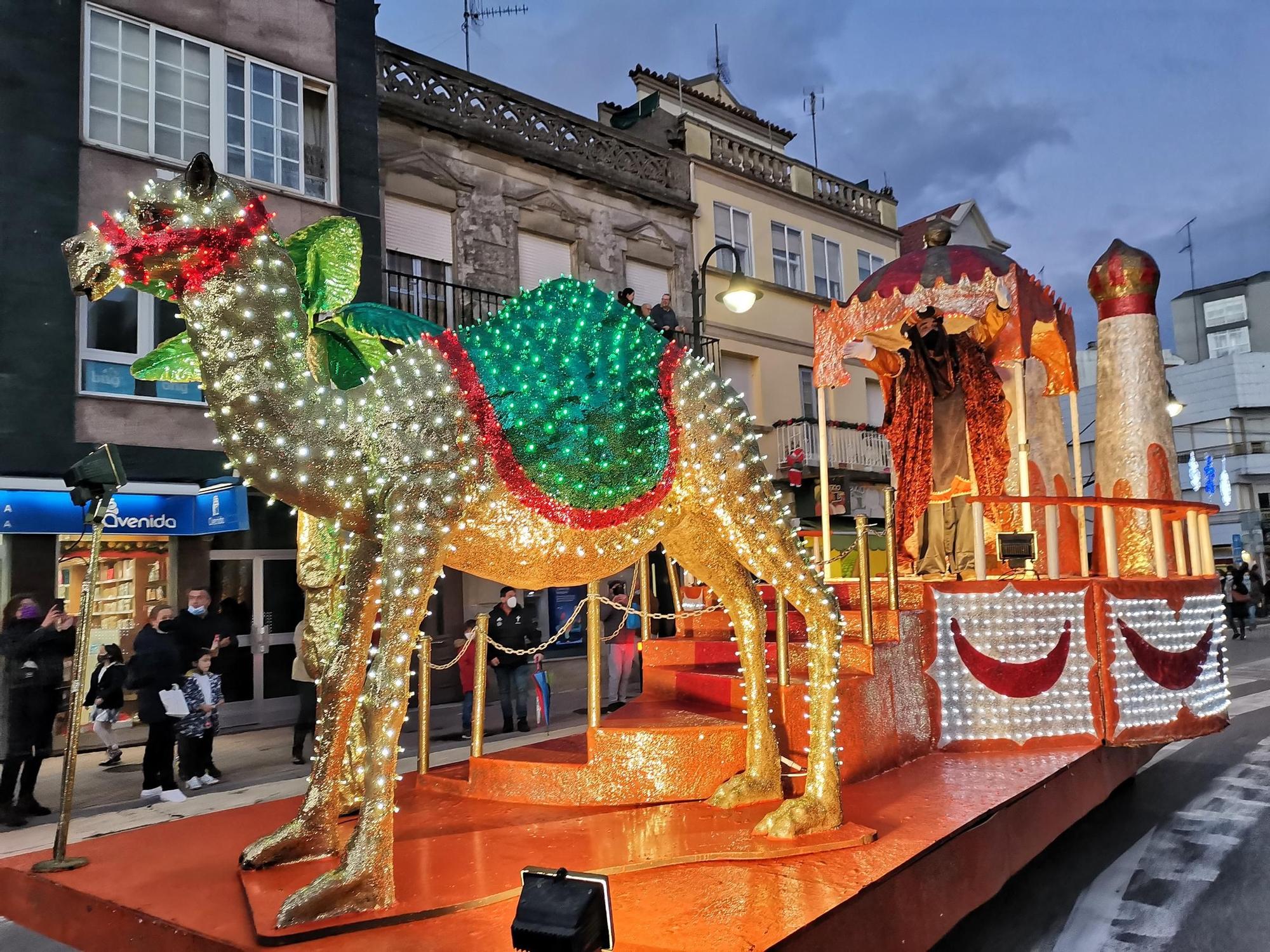 Luz y color en la cabalgata de Reyes de Cangas