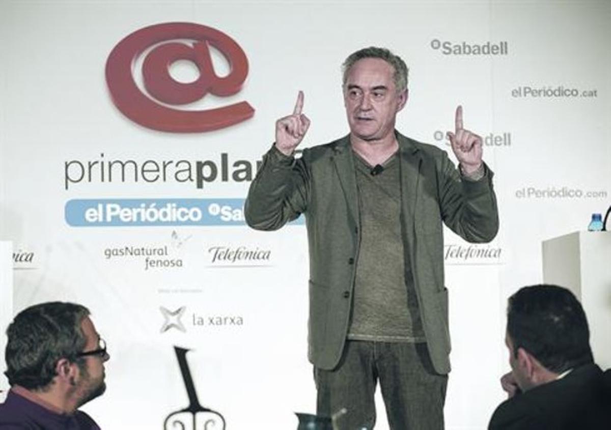 Ferran Adrià, ayer durante su charla en el foro Primera Plan@.