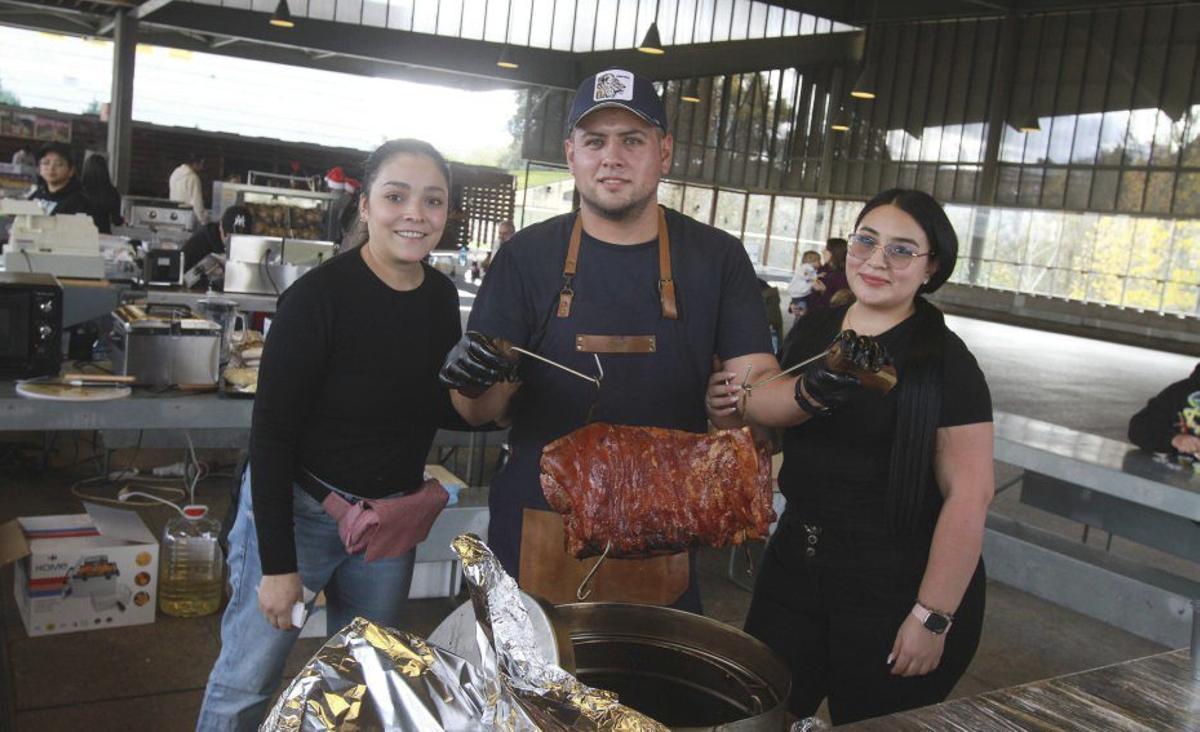 Un asado al estilo de estos países latinos. |  Iñaki Osorio