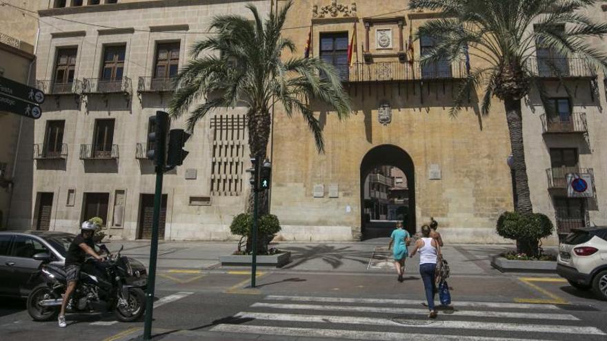 El Ayuntamiento destinará 3,1 millones de ingresos extra del Estado a amortizar deuda