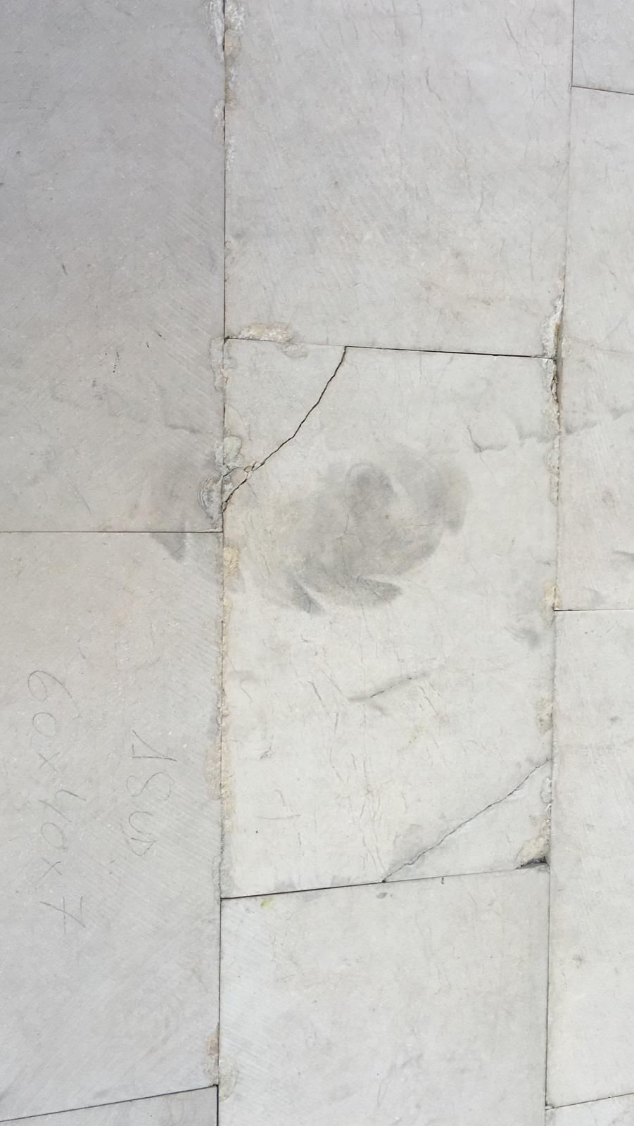 El lamentable acabado del pavimento de la Avenida de la Constitución en Alicante