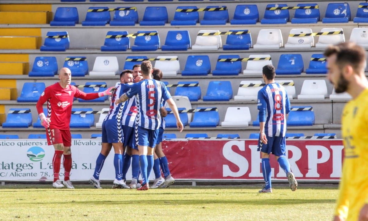 El Alcoyano - Orihuela, en imágenes