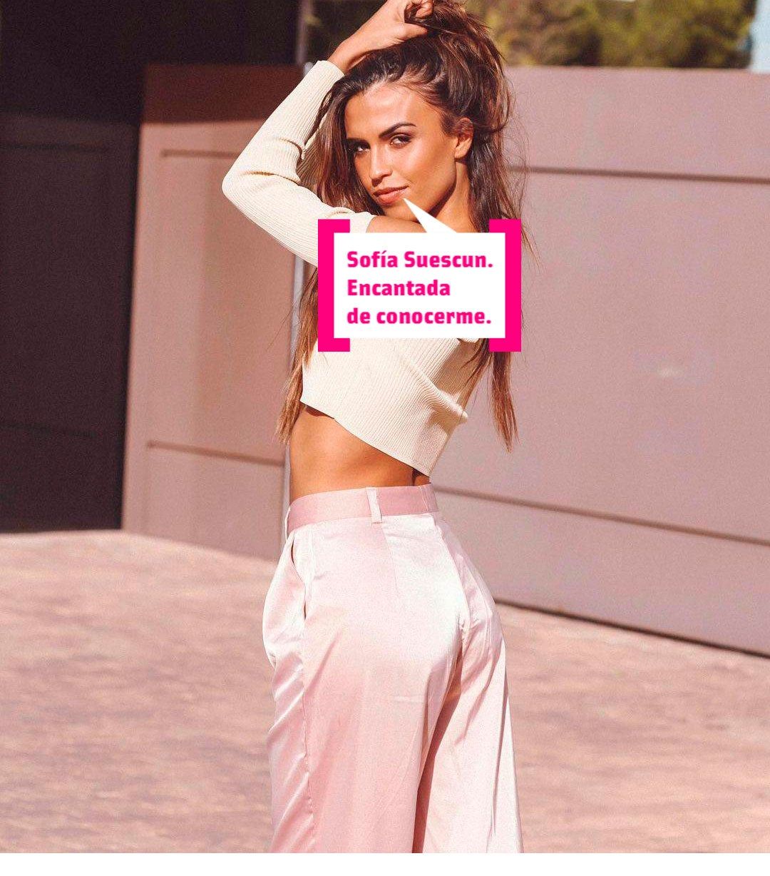 Sofía Suescun posa para Instagram con un 'total white look'