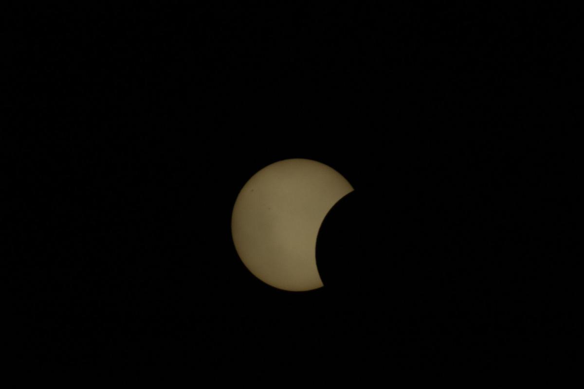 Se cumplen 24 horas de un día para la historia en A Coruña: recordamos el eclipse total de sol desde la Torre de Hércules Se cumplen 24 horas de un día para la historia en A Coruña: recordamos el eclipse total de sol desde la Torre de Hércules