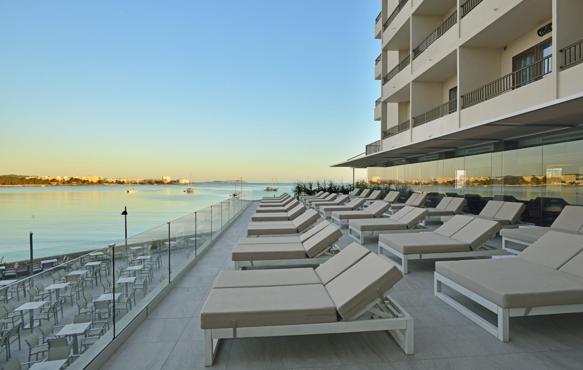 Estos son los tres hoteles de Ibiza que están a la venta