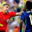 Vinícius discute con el colegiado del Brasil-Francia
