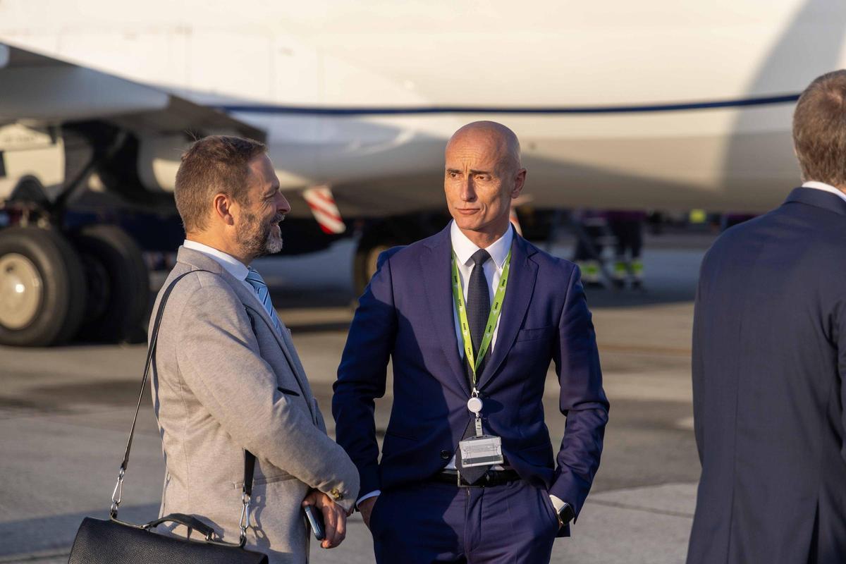 United Airlines inaugura la conexión directa entre Santiago y Nueva York