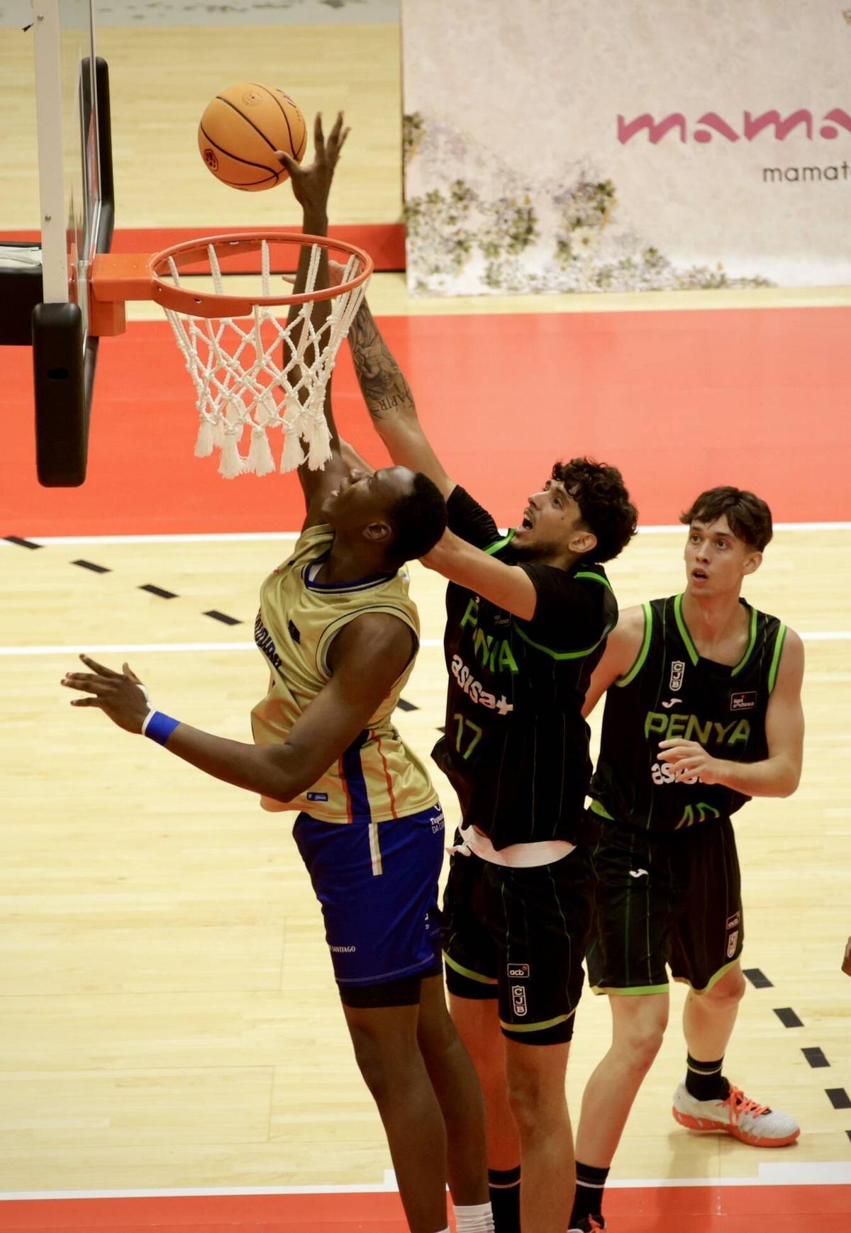 Asturias disfruta de Ricky Rubio en la victoria del Obradoiro ante el Joventut Asturias disfruta de Ricky Rubio en la victoria del Obradoiro ante el Joventut