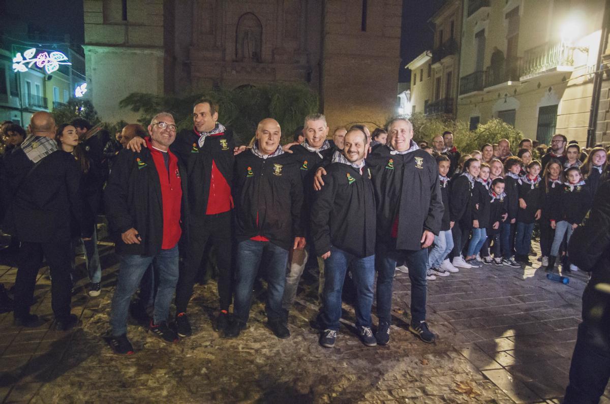 Festeros de Sant Antoni de Canals en el acto.