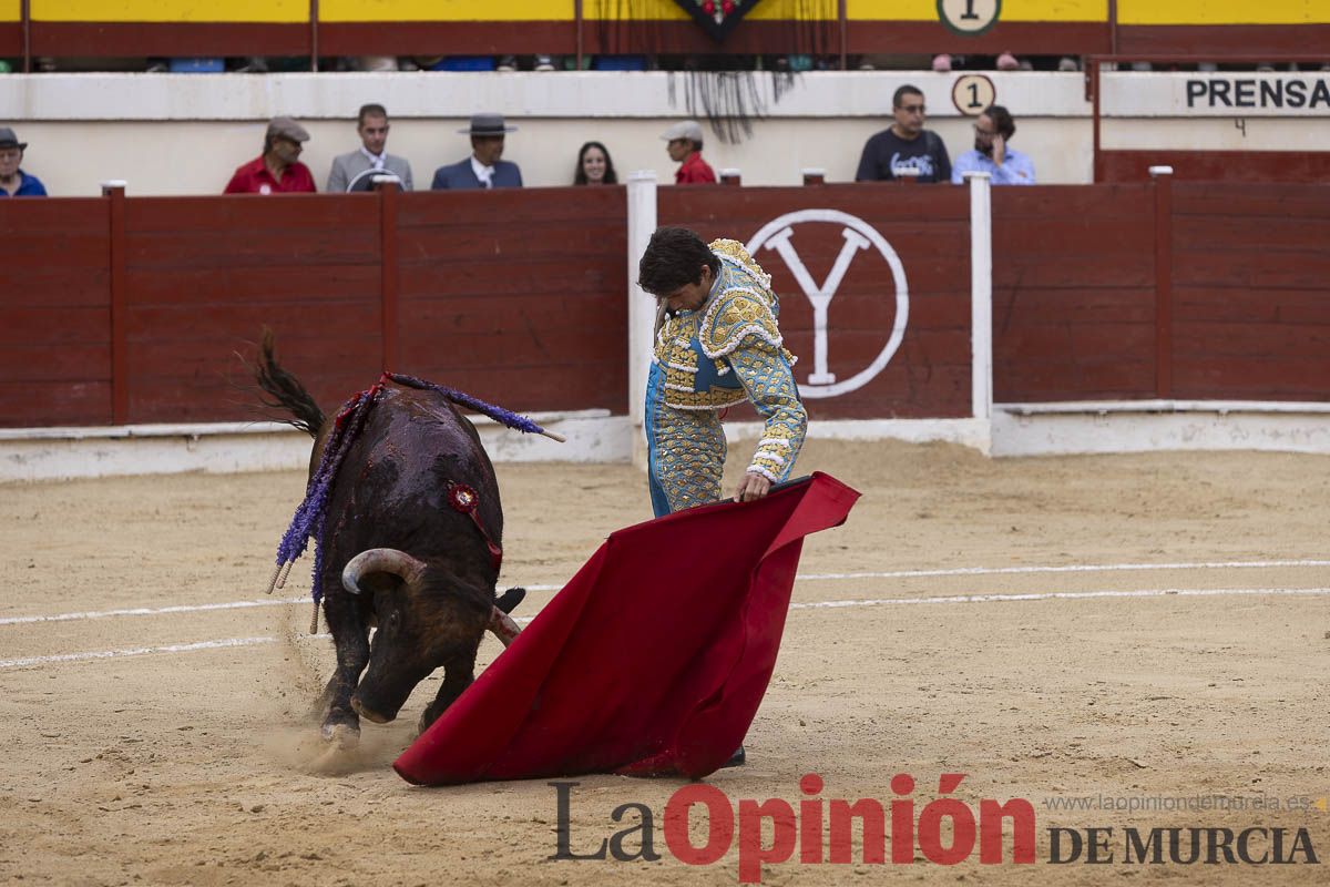 Tarde histórica en Abarán con la alternativa de José María Trigueros y el indulto de Tomás Rufo, junto a Castella salieron a hombros