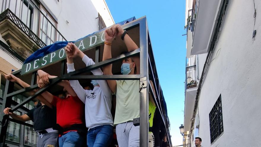 Los tres estilos de carga en la Semana Santa de Cáceres