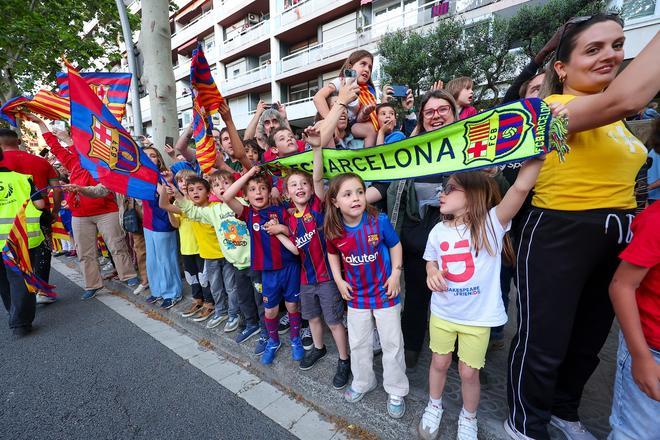 ¡De locos! Las mejores imágenes de una ciudad entregada al Barça