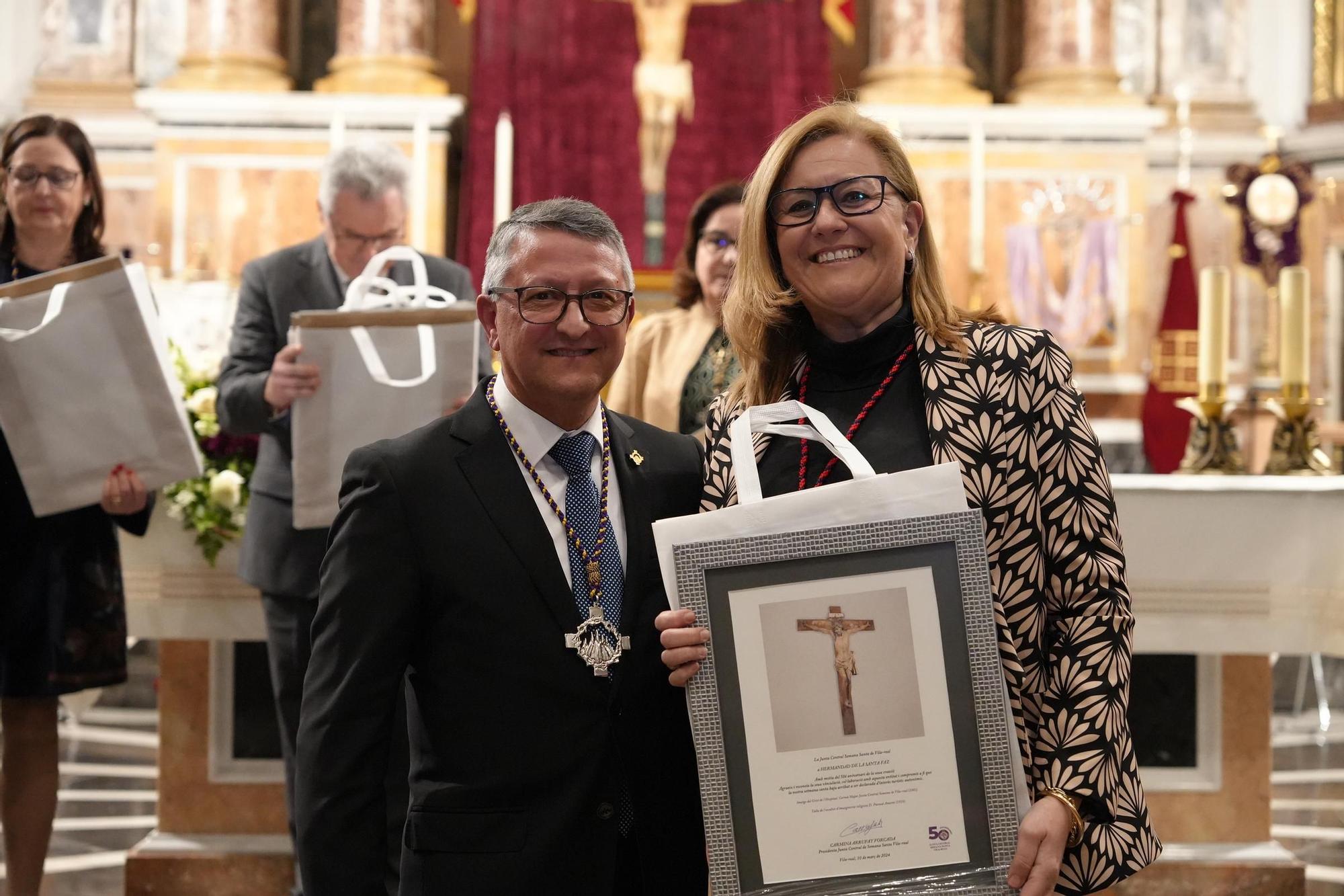 Las fotos de la misa para conmemorar el 50º aniversario de la Junta Central de Semana Santa de Vila-real