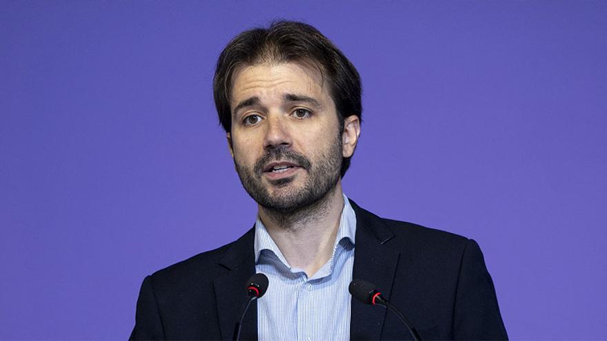 Al diputado por la Región de Murcia, Javier Sánchez Serna