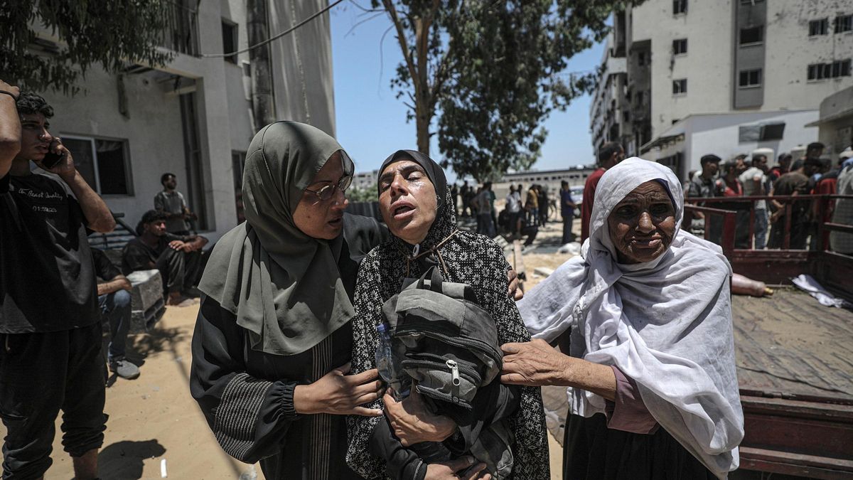 Israel mata a 24 gazatíes y deja 300 heridos mientras esperaban la llegada de ayuda